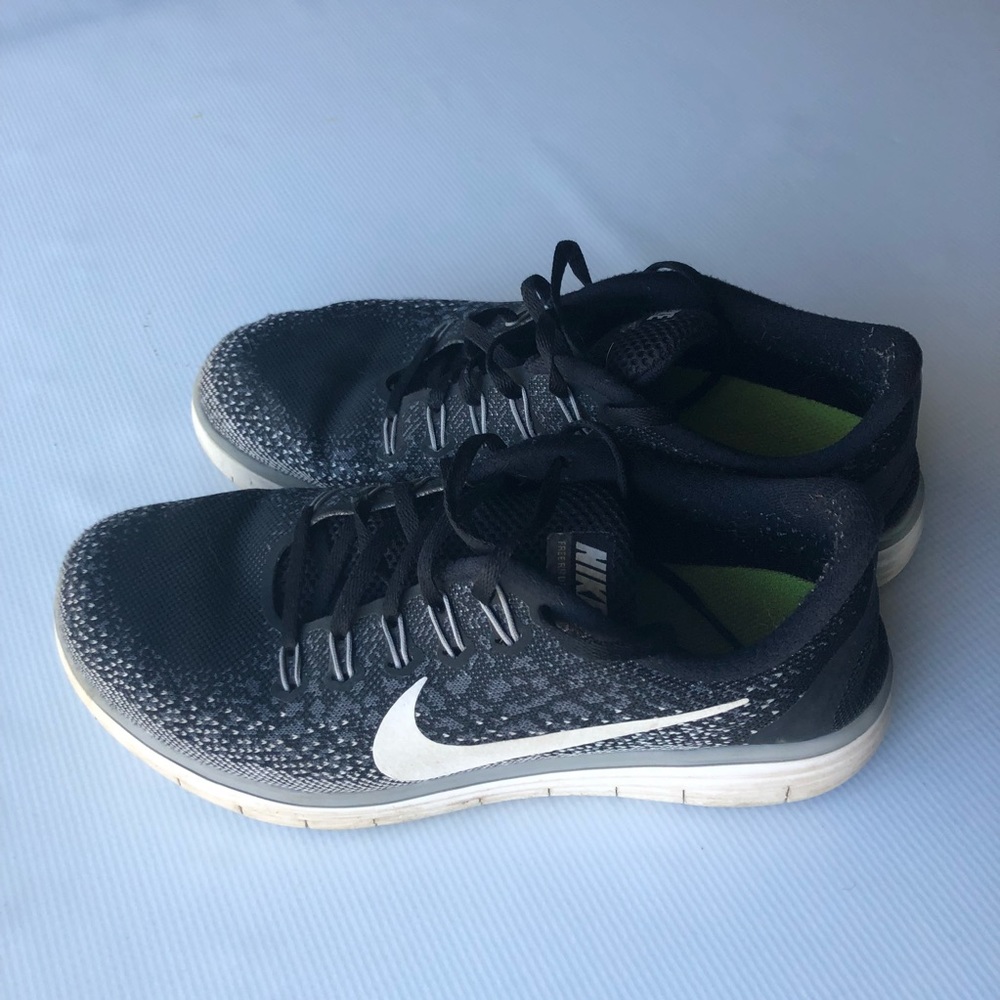 Nike Women’s Free Run Distance
